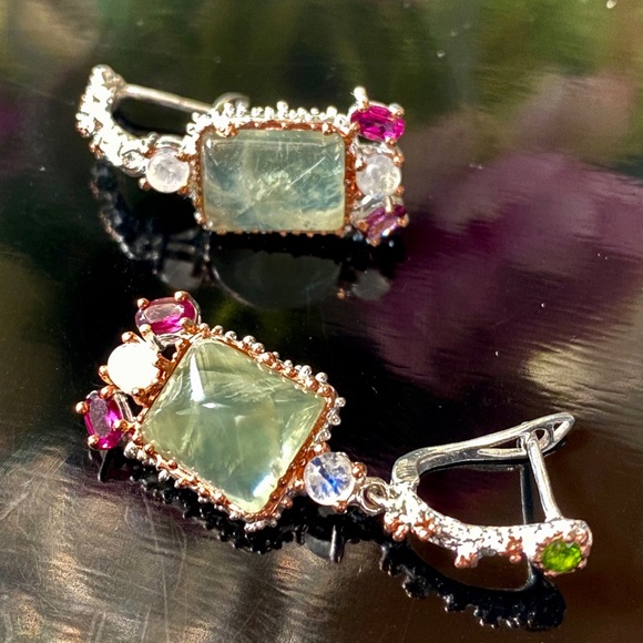 Elegant Genuine Prehnite Sterling Silver Earrings - Picture 17 of 17